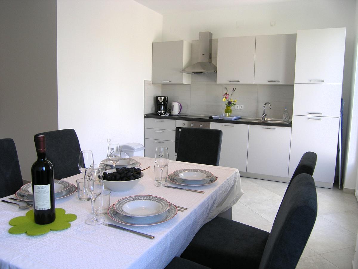 Apartman Danijel Krk Town Eksteriør billede