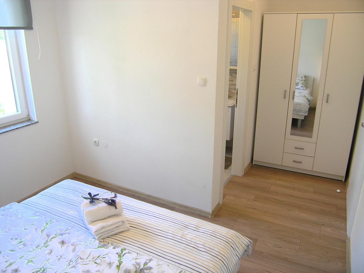Apartman Danijel Krk Town Eksteriør billede