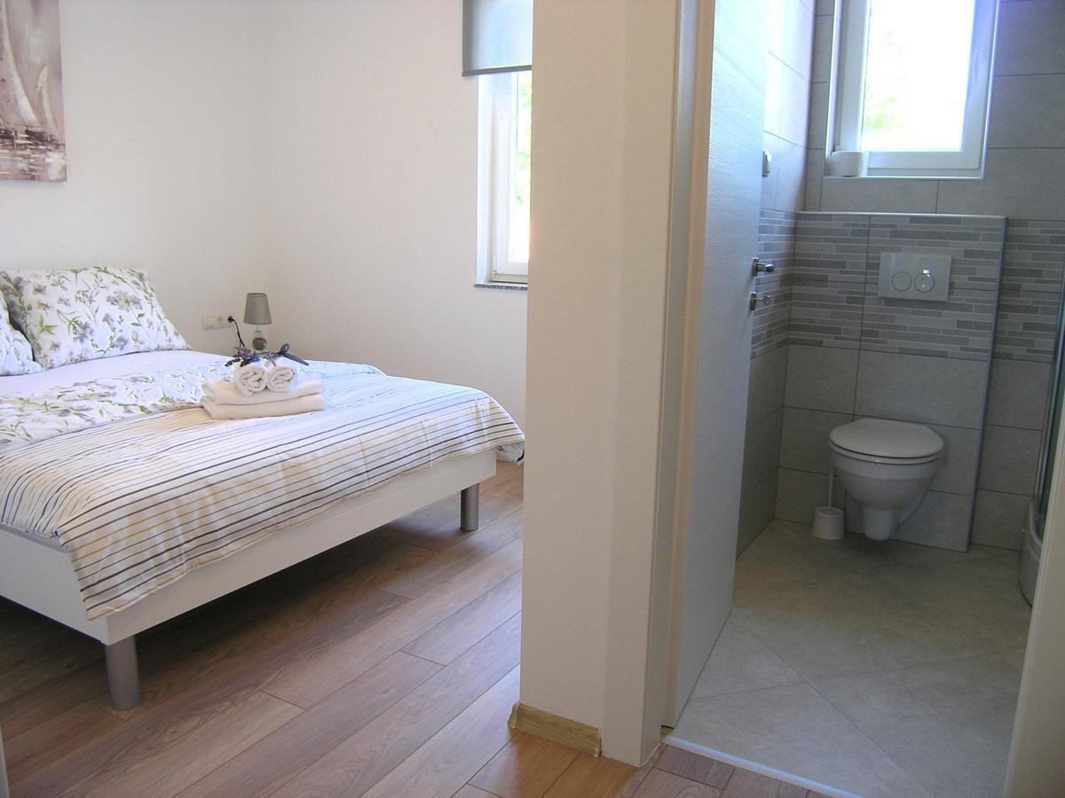 Apartman Danijel Krk Town Eksteriør billede